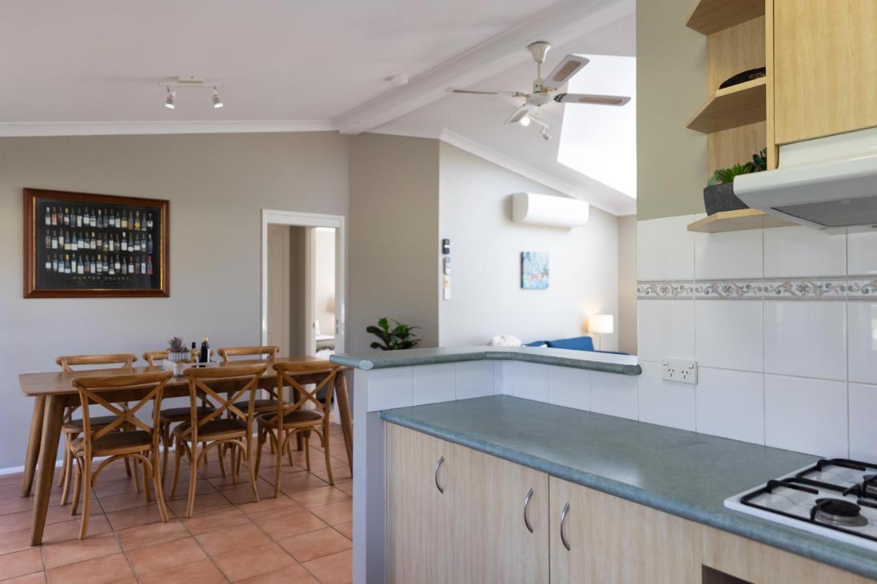 เดอะ เกรนจ์ ออน เฮอร์มิเทจ Bed & Breakfast โพโคลบิน ภายนอก รูปภาพ